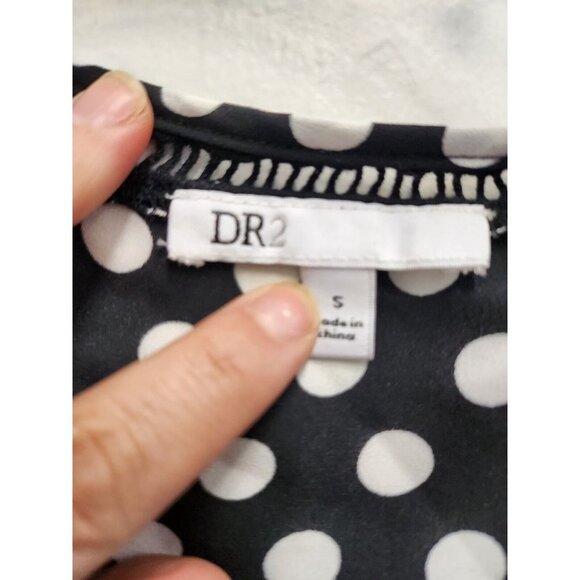 DR2 Womens Blouse Small Black White Polka Dot Crochet Trim Popover Casual Top - Picture 4 of 9